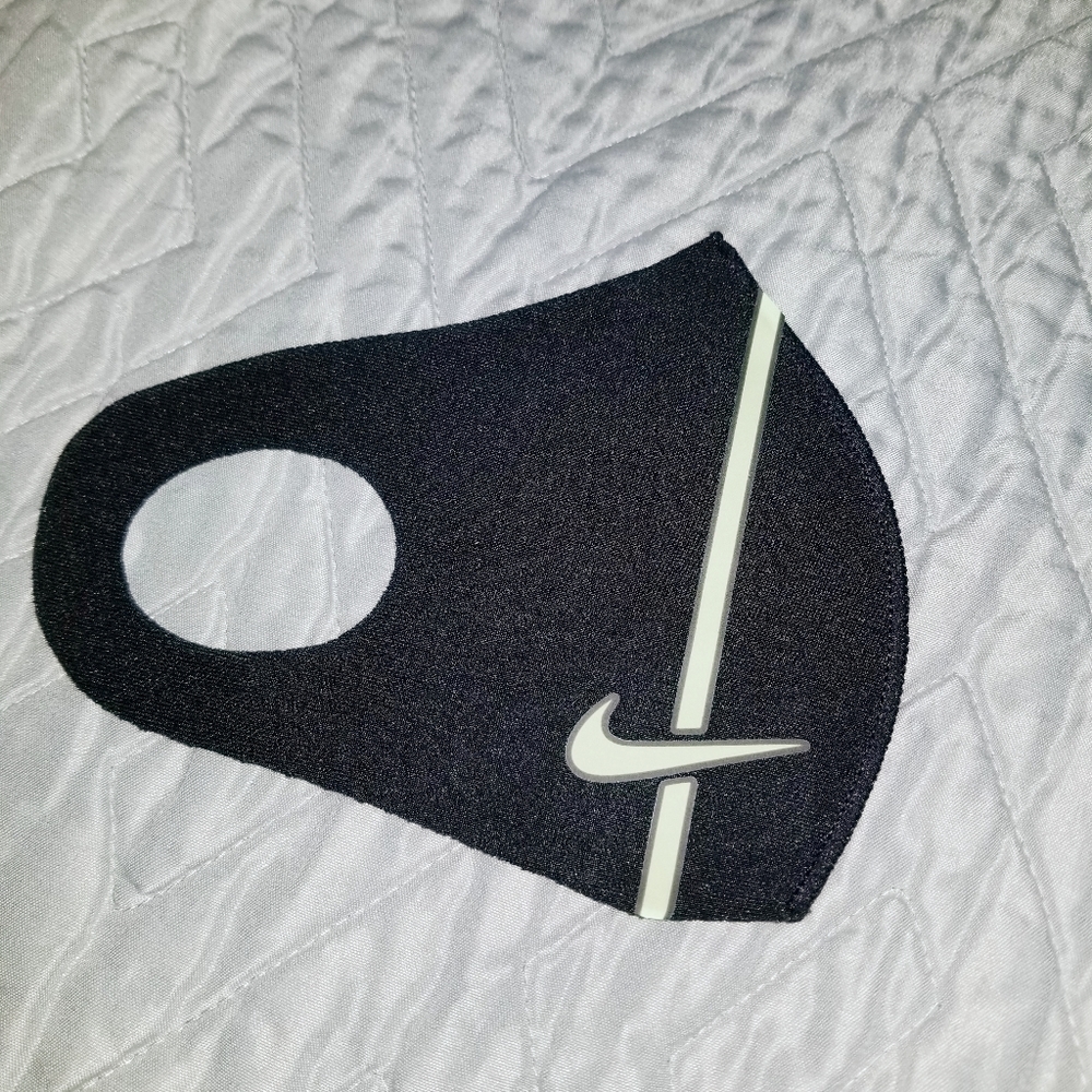 Handmade face mask - Picture 2 of 2